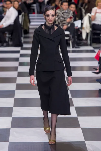 Look 5